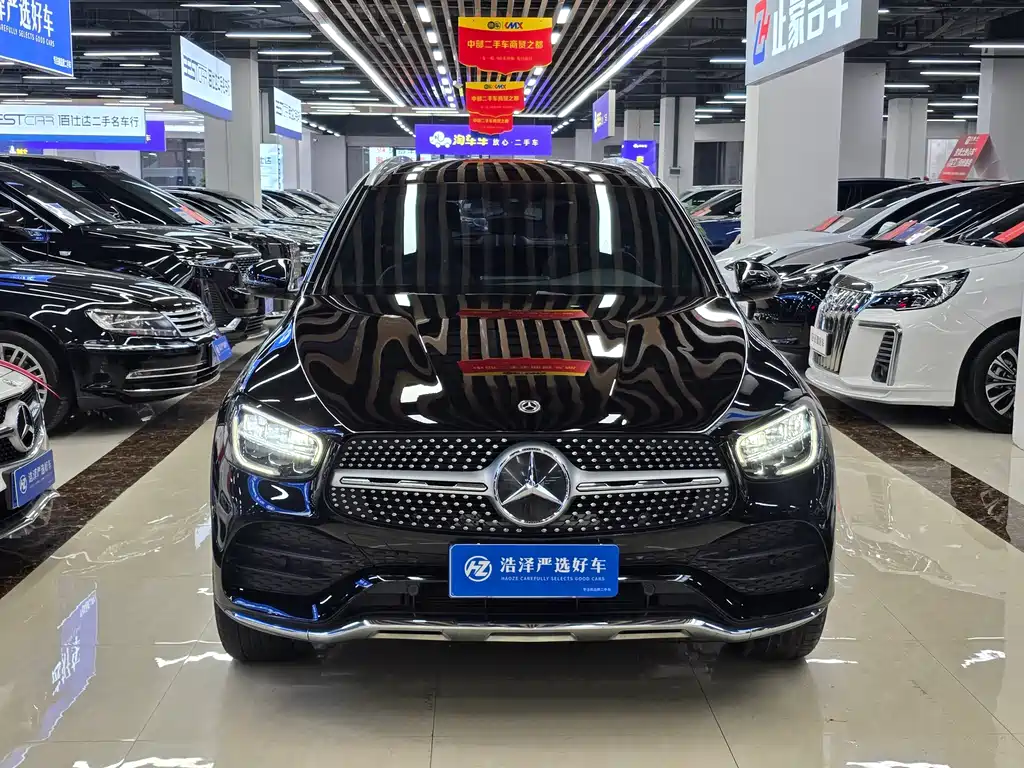 MERCEDES-BENZ GLC
