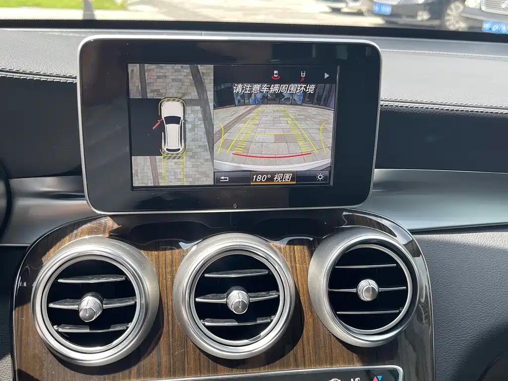 Mercedes-Benz GLC — миниатюра 15