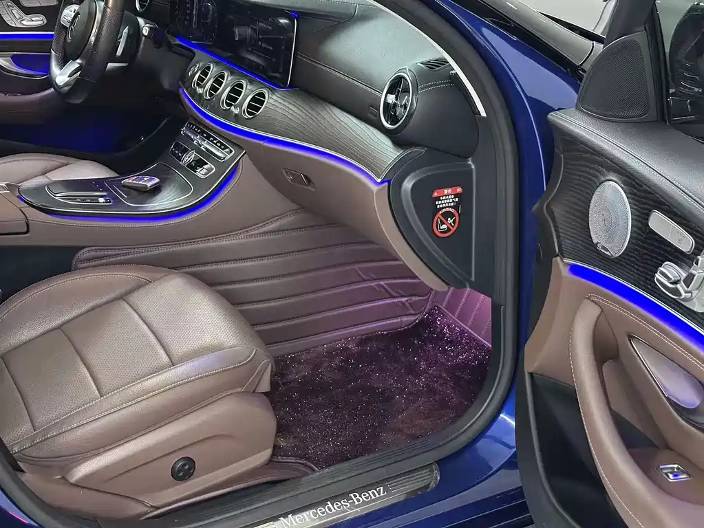 Mercedes-Benz E-Class — миниатюра 10