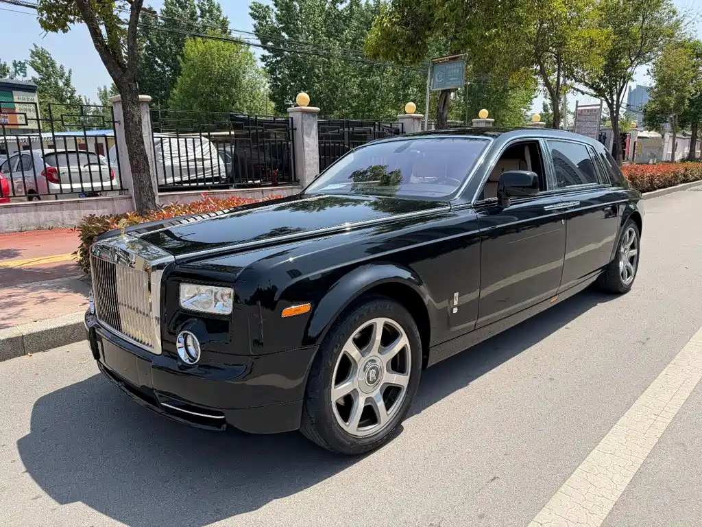 Rolls-Royce Phantom