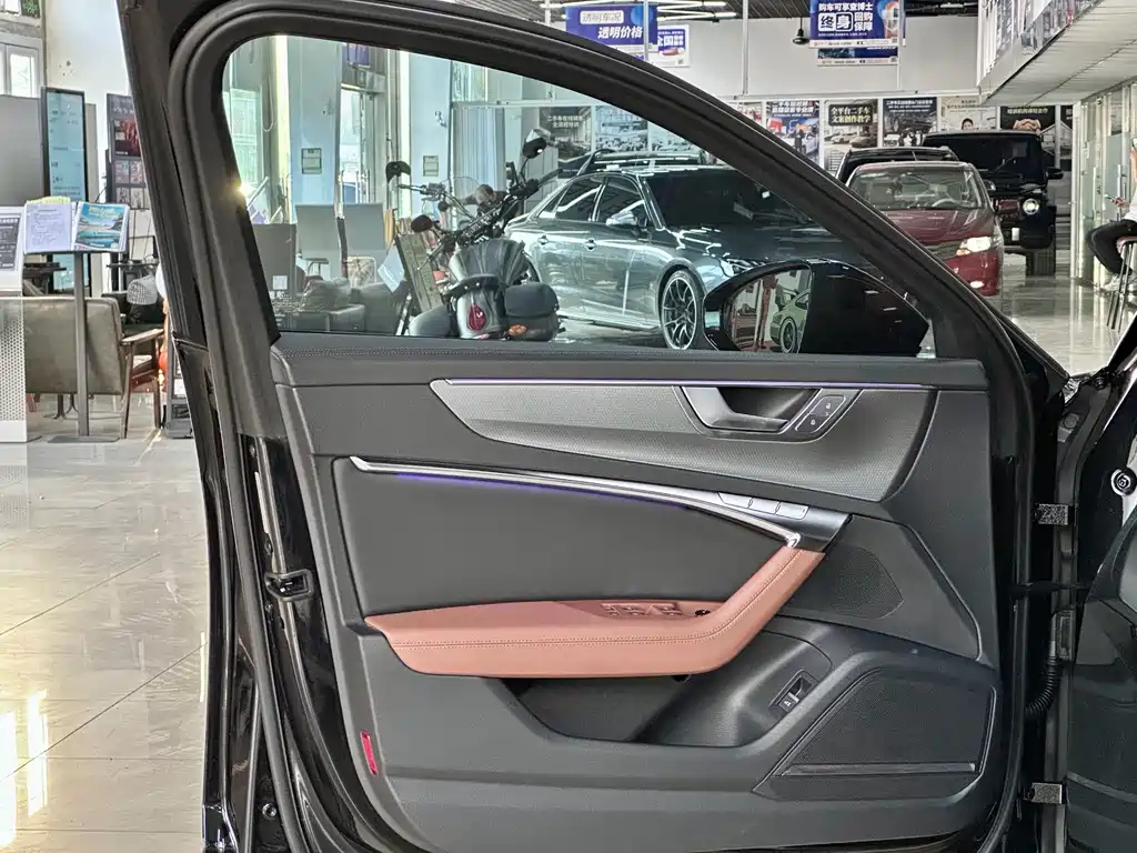 Audi A6 (Import) — миниатюра 16