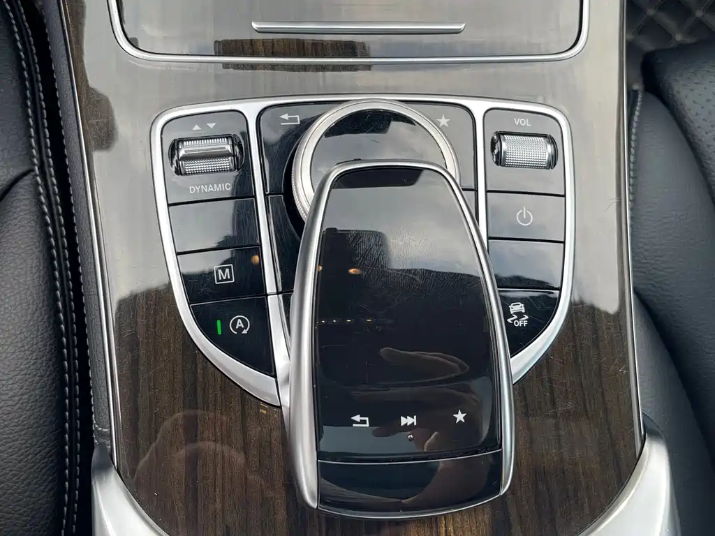 Mercedes-Benz GLC — миниатюра 17