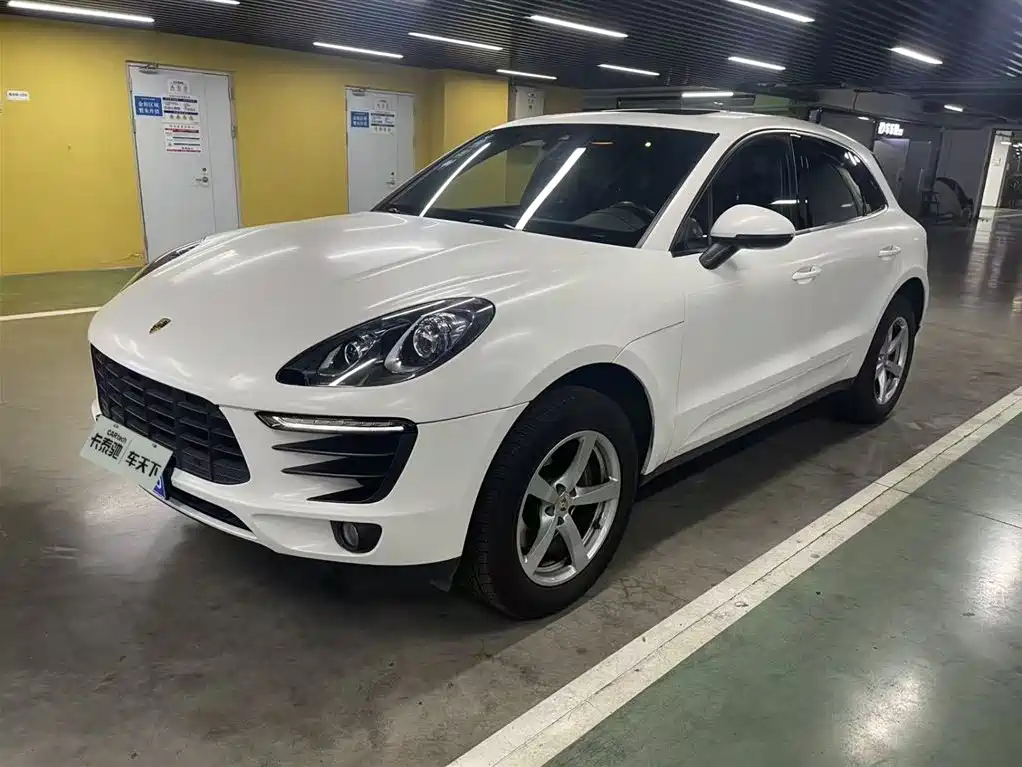 Porsche Macan 2016
