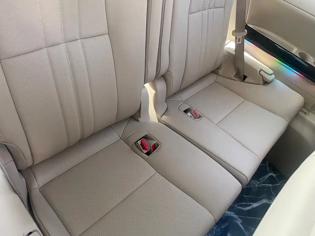 Toyota Alphard 2012 3.5L Luxury