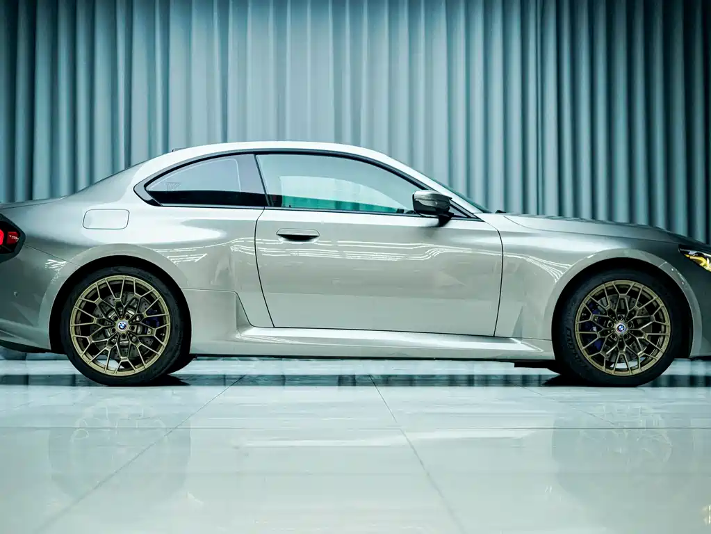 BMW M2 2024 M2