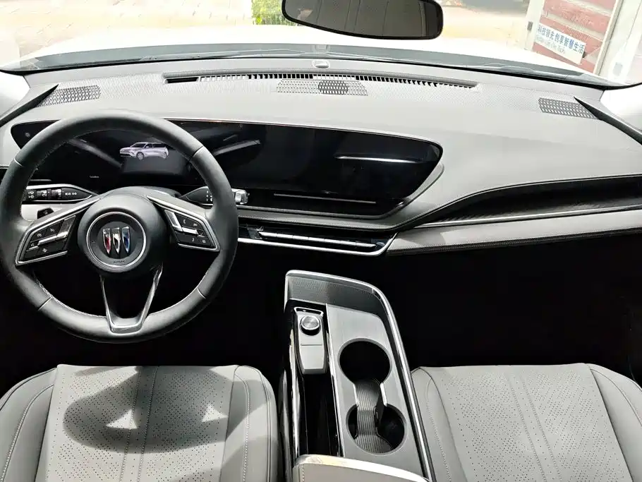 Buick E5 — миниатюра 12