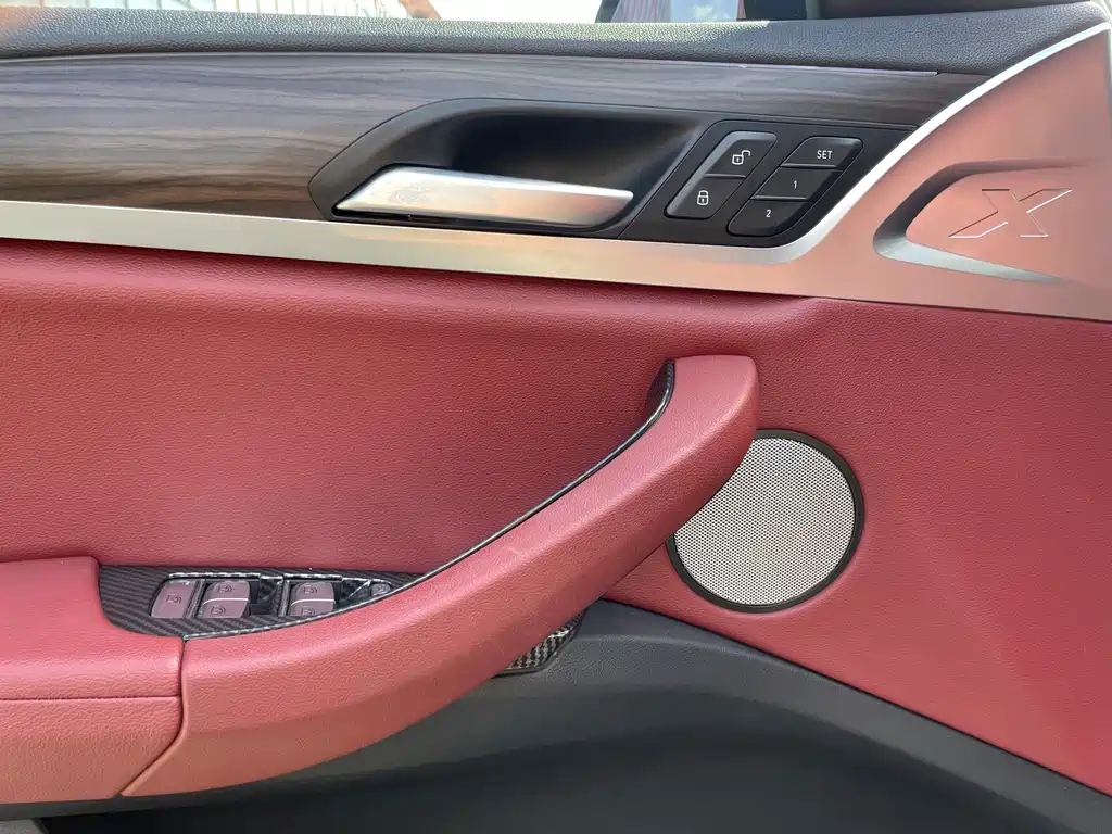 BMW X3 — миниатюра 4