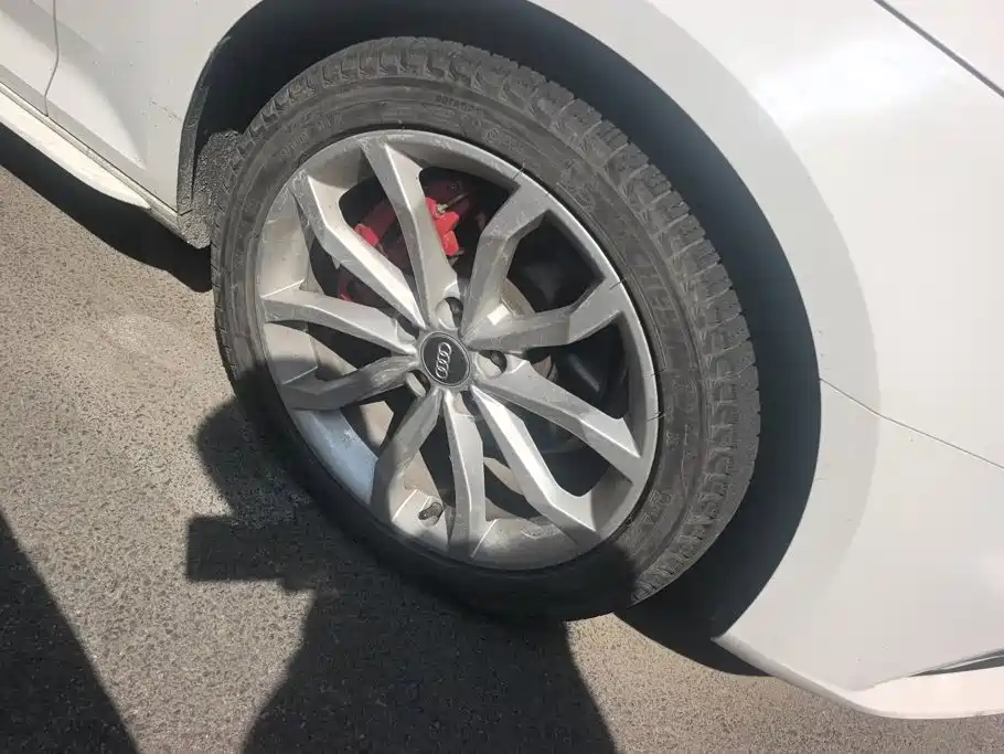 Audi A4L — миниатюра 5