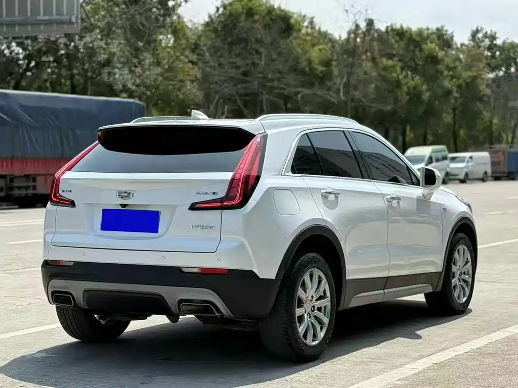 Cadillac XT4 — миниатюра 8