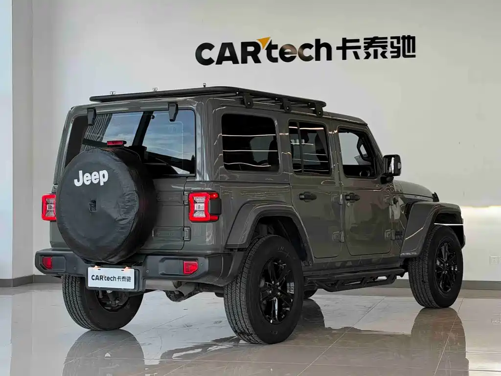 Jeep Wrangler — миниатюра 4
