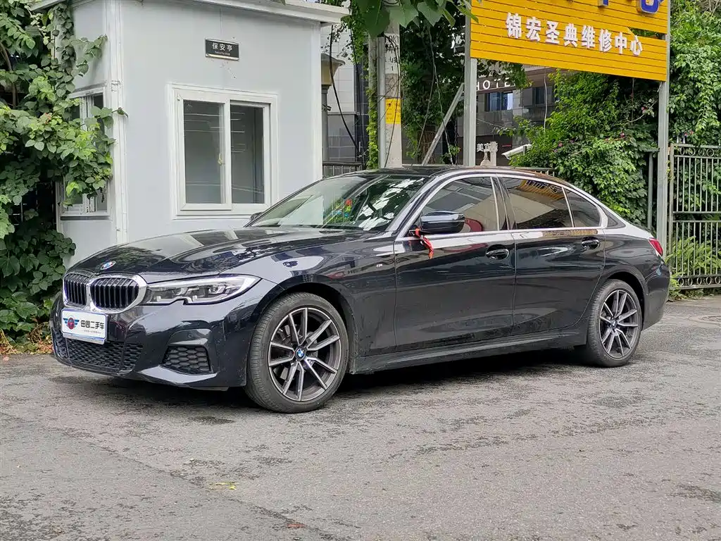 BMW 3 Series 2021
