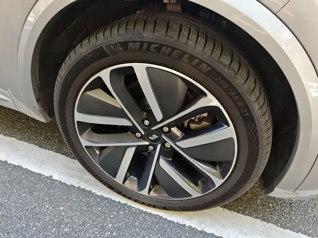 Li Auto Li L9 — миниатюра 8