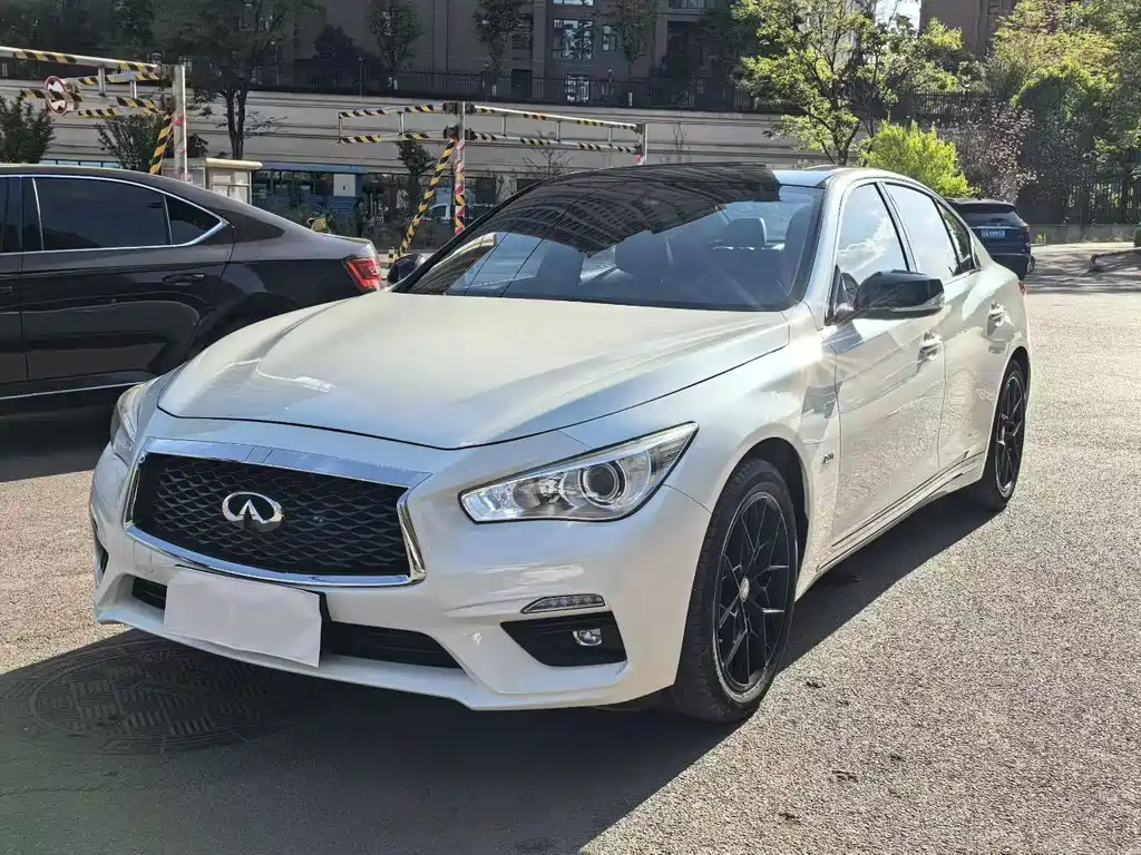 Infiniti Q50L 2018