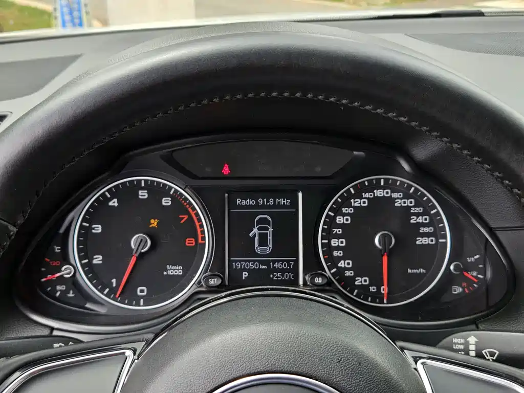 Audi Q5 — миниатюра 11