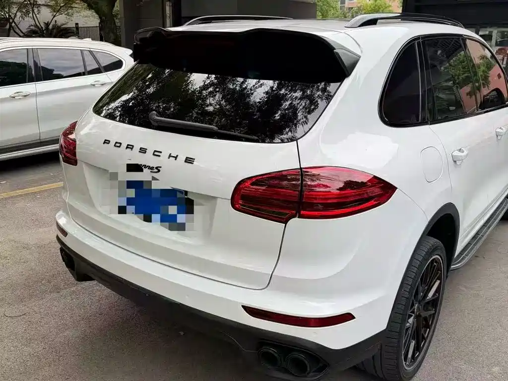 Porsche Cayenne 2011 Cayenne S Hybrid 3.0T