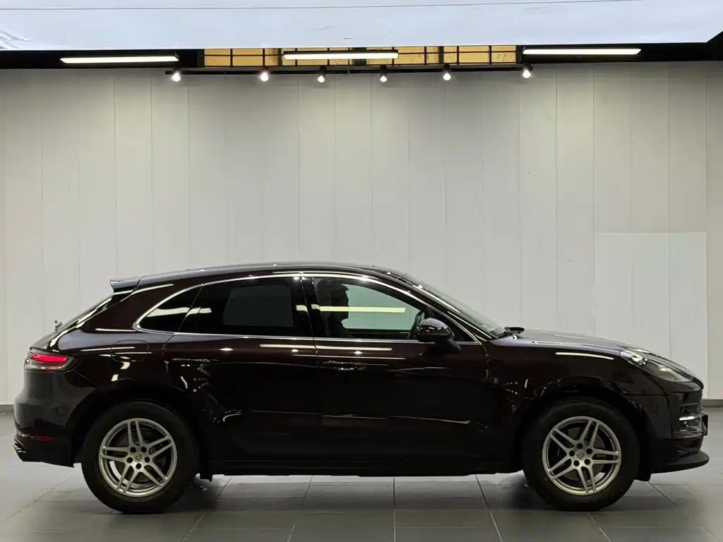 Porsche Macan — миниатюра 12