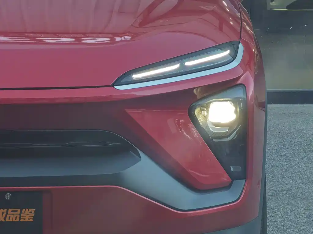 NIO ES6 — миниатюра 14
