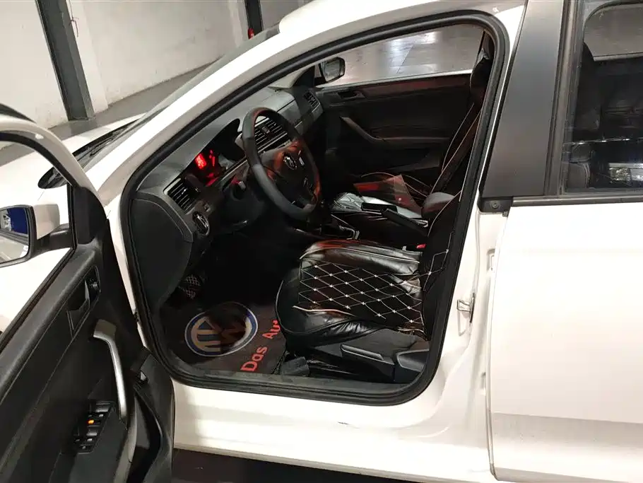 Volkswagen Santana 2019 1.5L AT VI