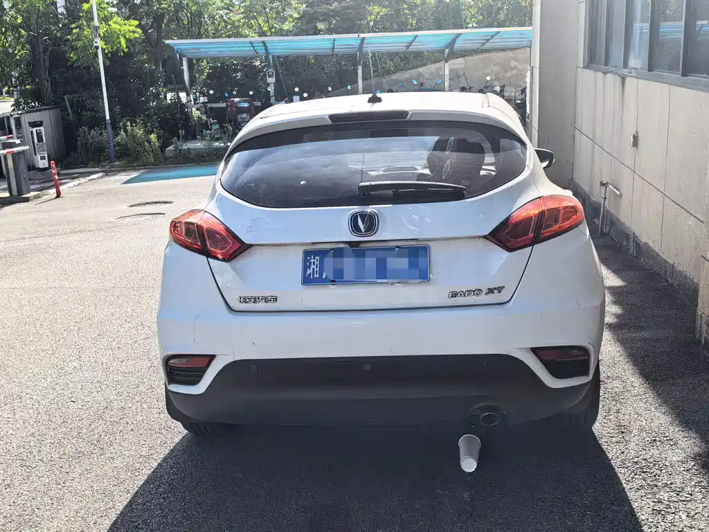 Changan Eado XT — миниатюра 2