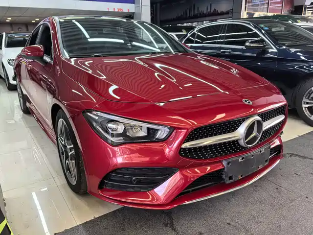 MERCEDES BENZ CLA