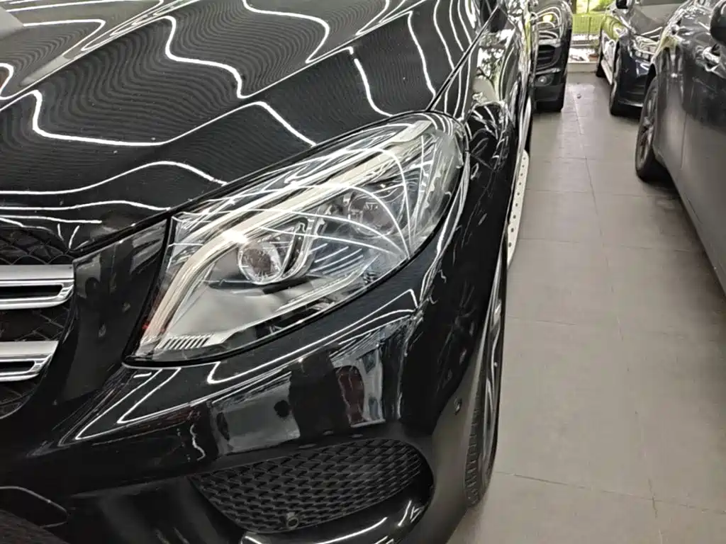 Mercedes-Benz GLE (Import) — миниатюра 24