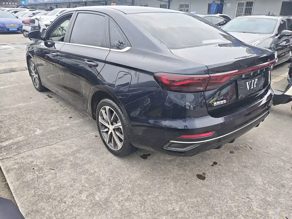 Geely Emgrand — миниатюра 15