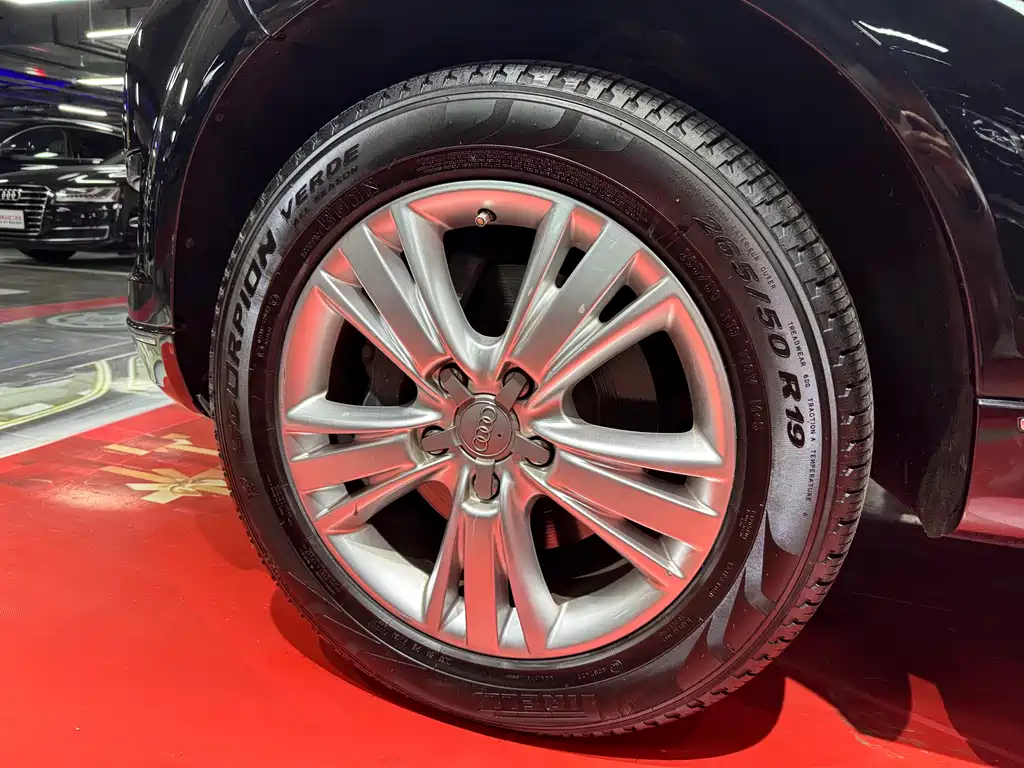 Audi Q7 2010 3.6 FSI quattro Luxury