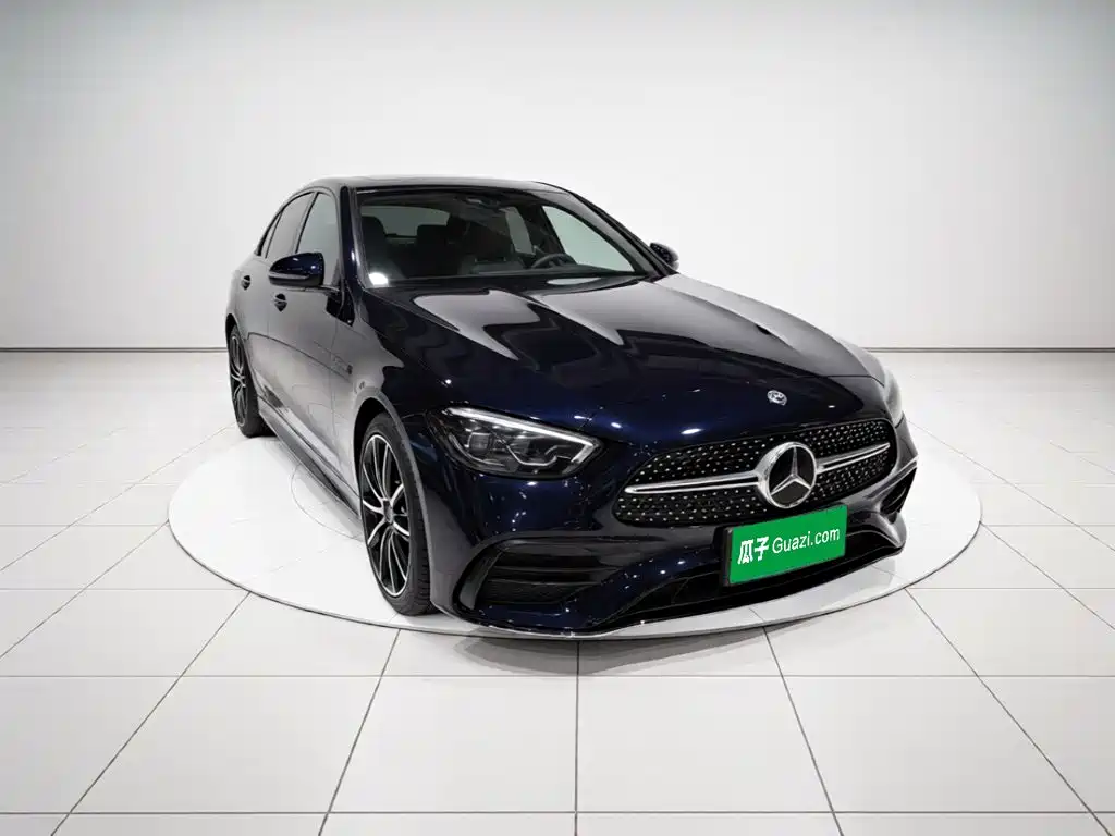 Mercedes-Benz C-Class — миниатюра 3
