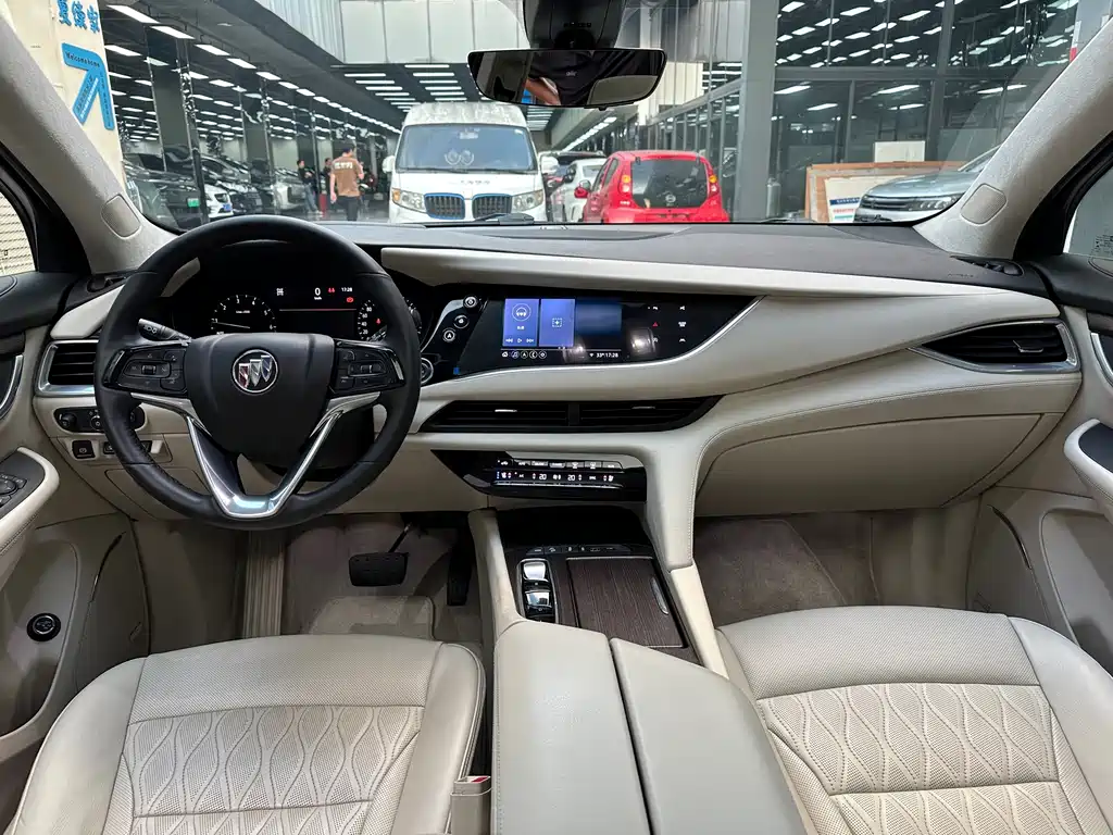Buick Enclave — миниатюра 11