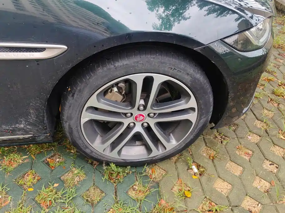 Jaguar XEL — миниатюра 6