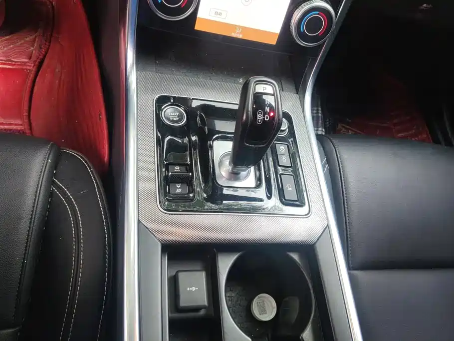 Jaguar XEL — миниатюра 16