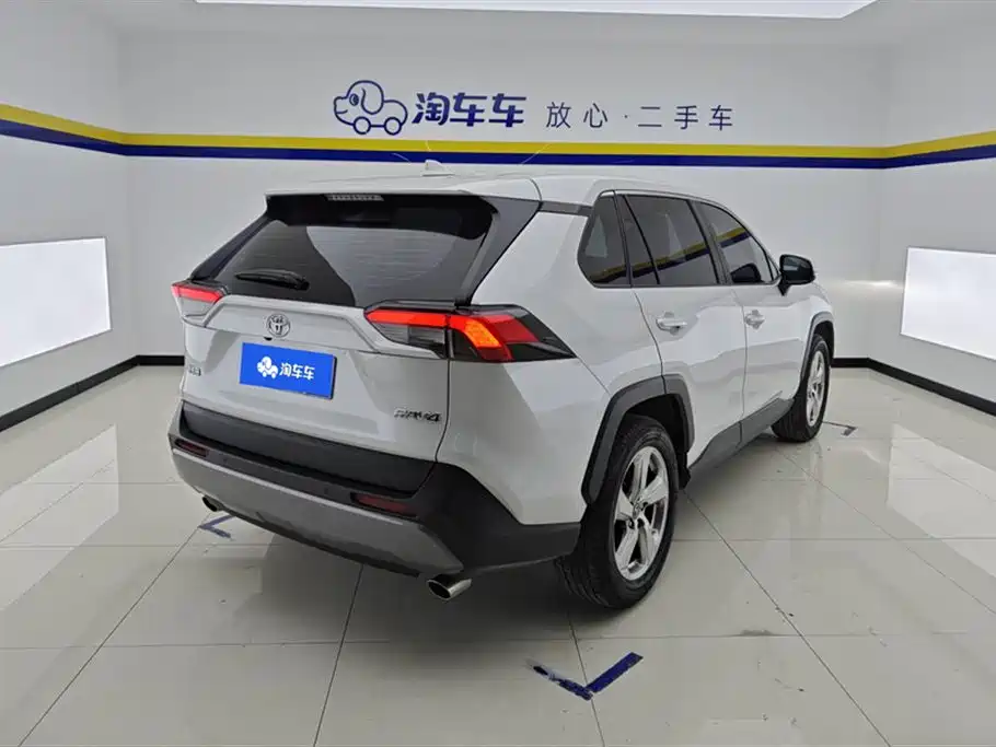 TOYOTA RAV4 RONGFANG