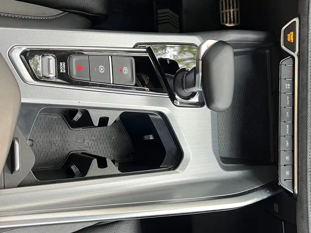 GEELY AUTOMOBILE XINGRUI