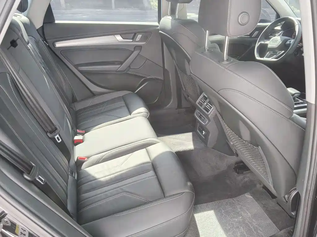 Audi Q5L 2024 40 TFSI Fashion