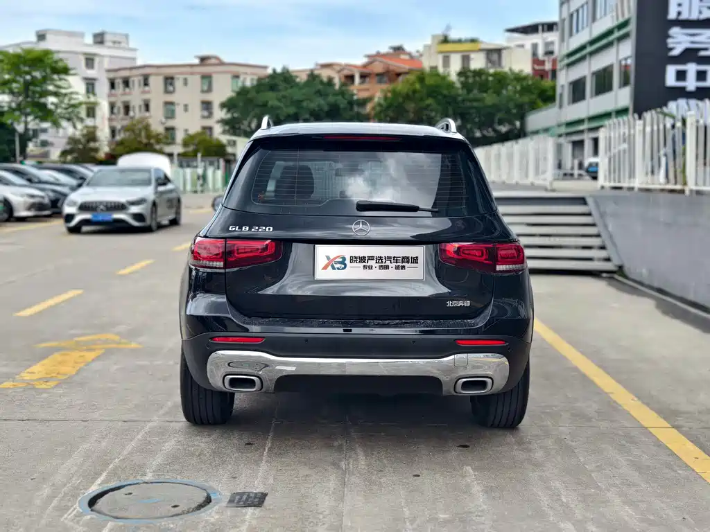 Mercedes-Benz GLB 2023 GLB 220