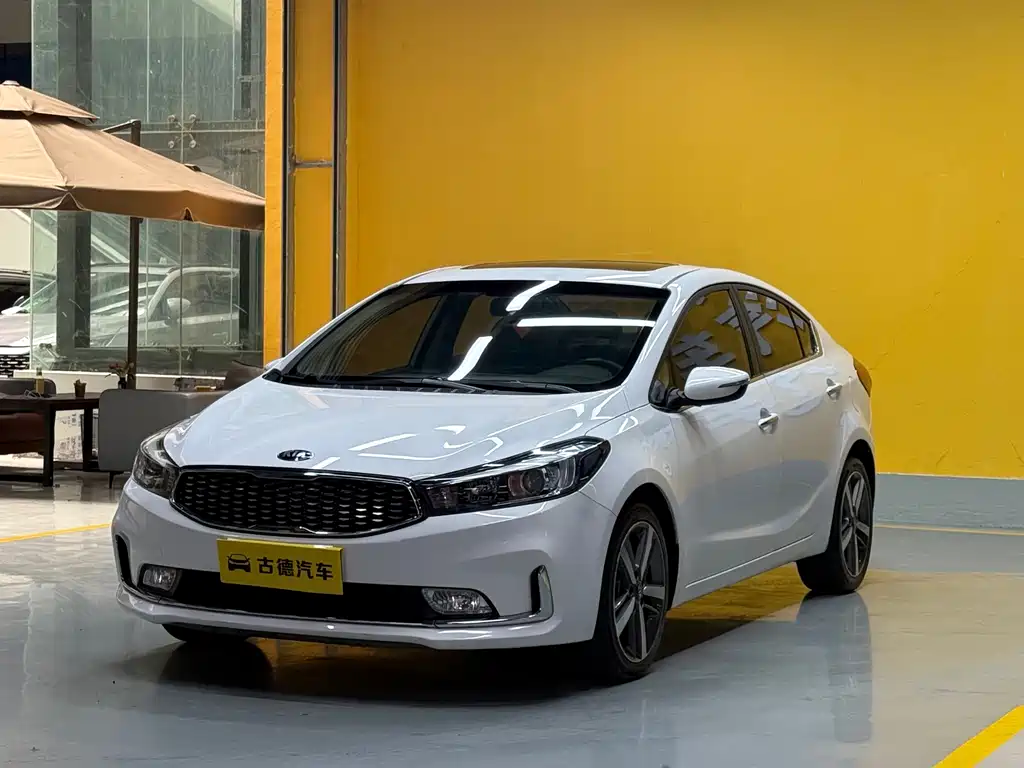 2018 Kia K3 - zdjęcie 1 z 27