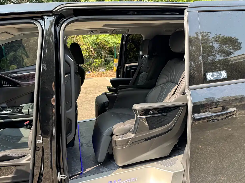 GAC Motor Trumpchi M8 — миниатюра 8