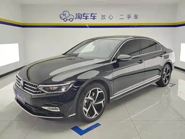 2025 Volkswagen Passat