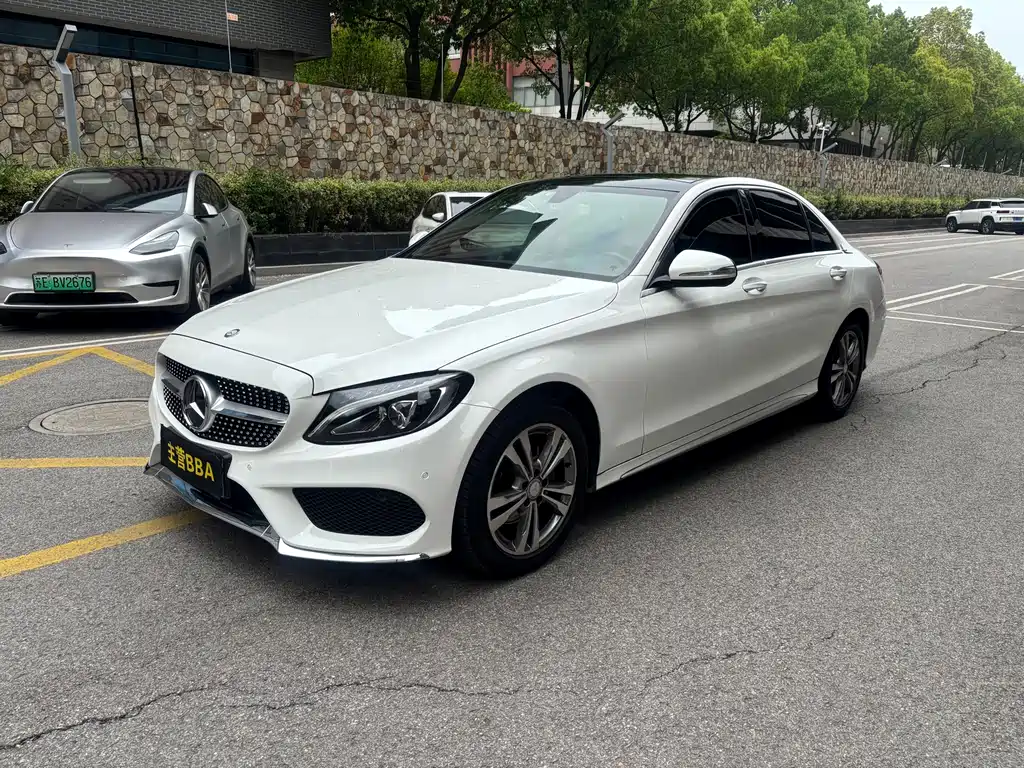 Mercedes-Benz C-Class 2017