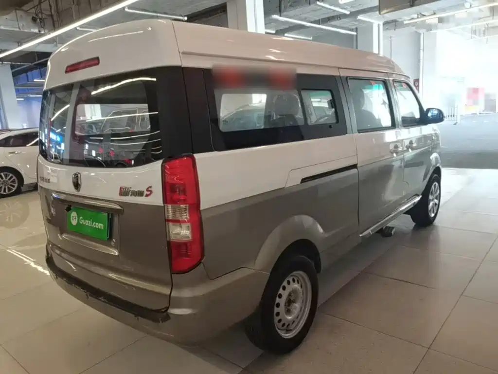 Jinbei Hiace S — миниатюра 7