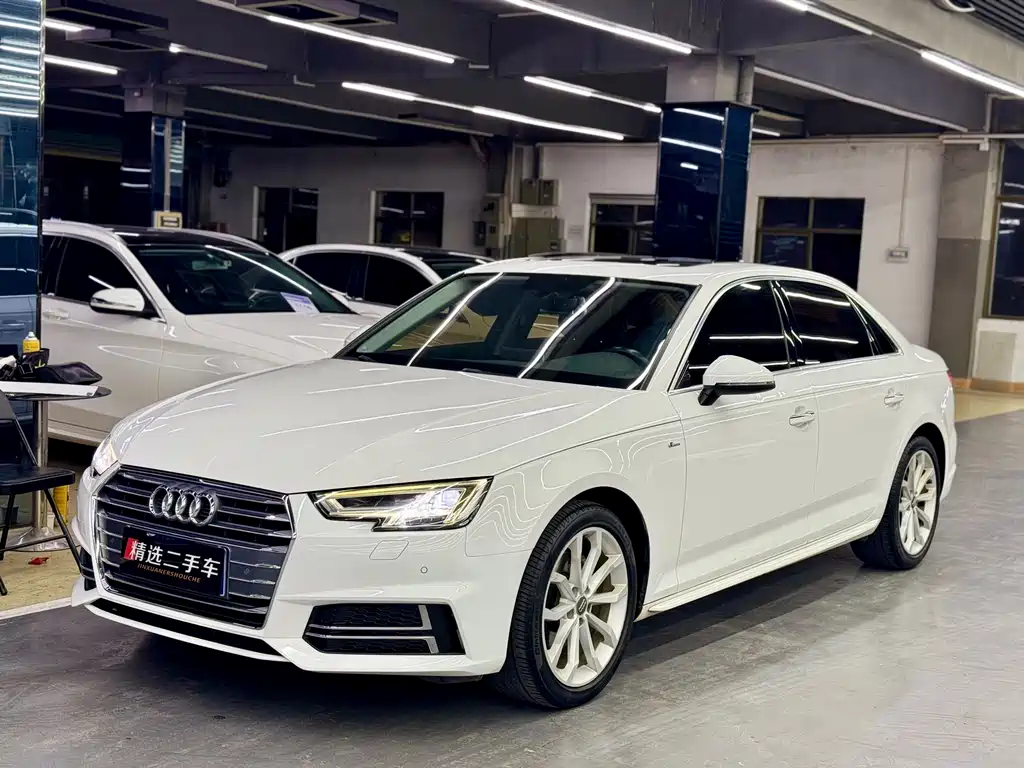 Audi A4L 2018