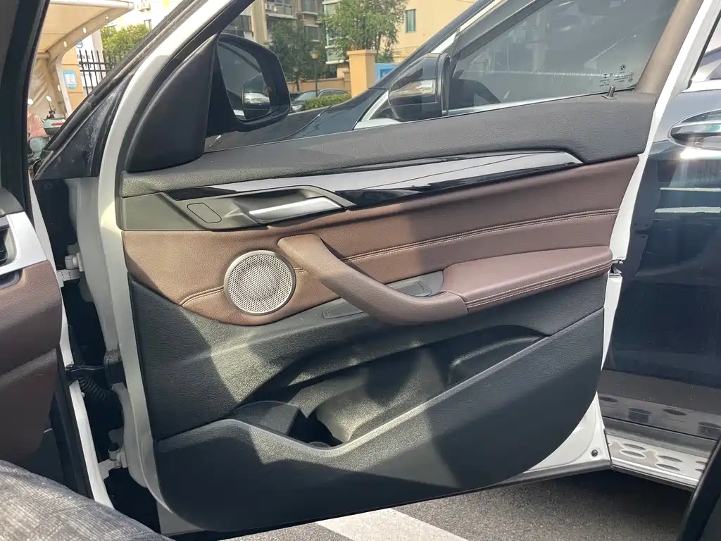 BMW X1 — миниатюра 27