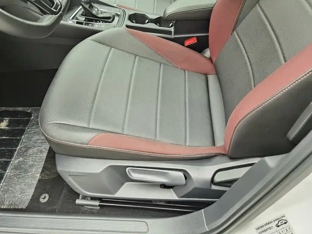 Volkswagen Bora — миниатюра 20