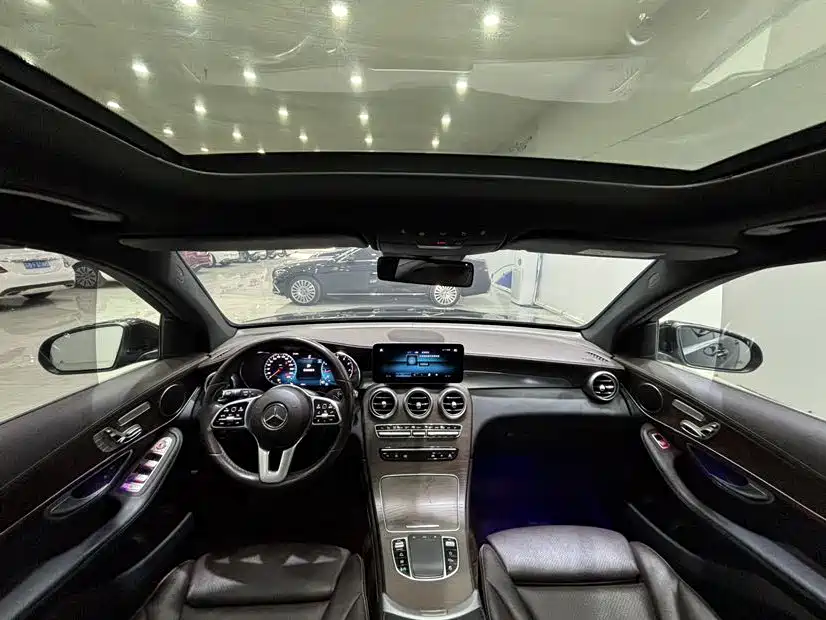 Mercedes-Benz GLC 2019 GLC 300 L 4MATIC