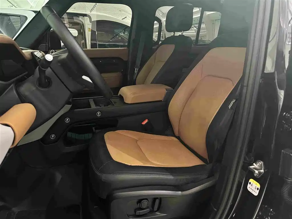 Land Rover Defender — миниатюра 11