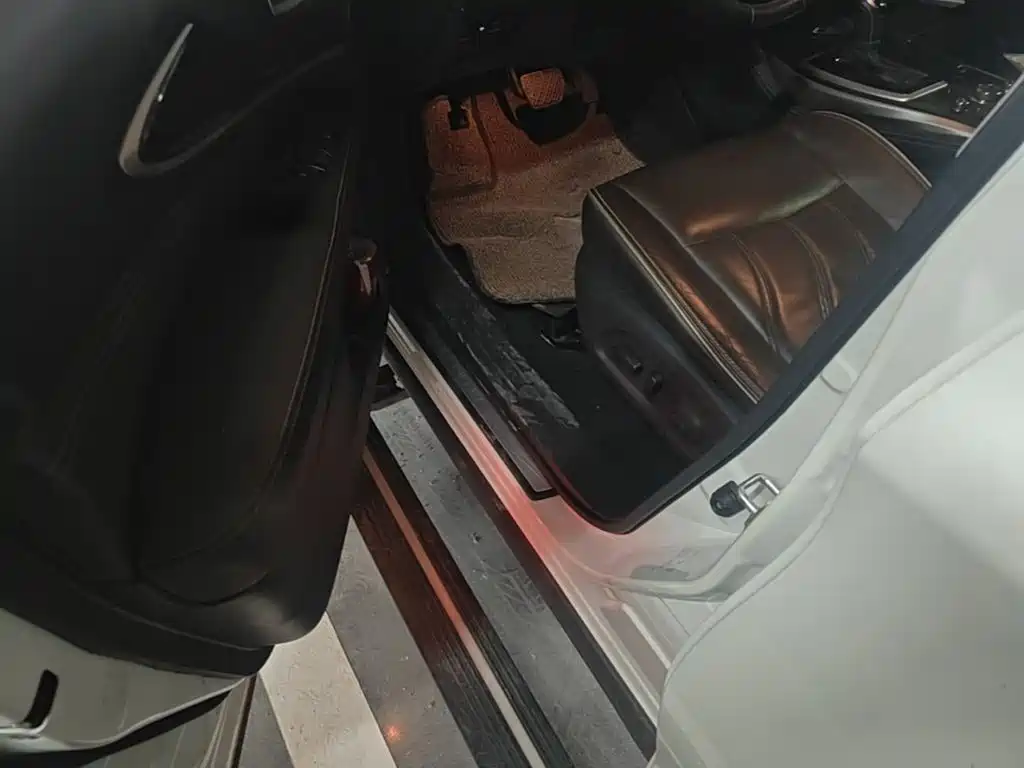 Infiniti QX60 (Import) — миниатюра 12