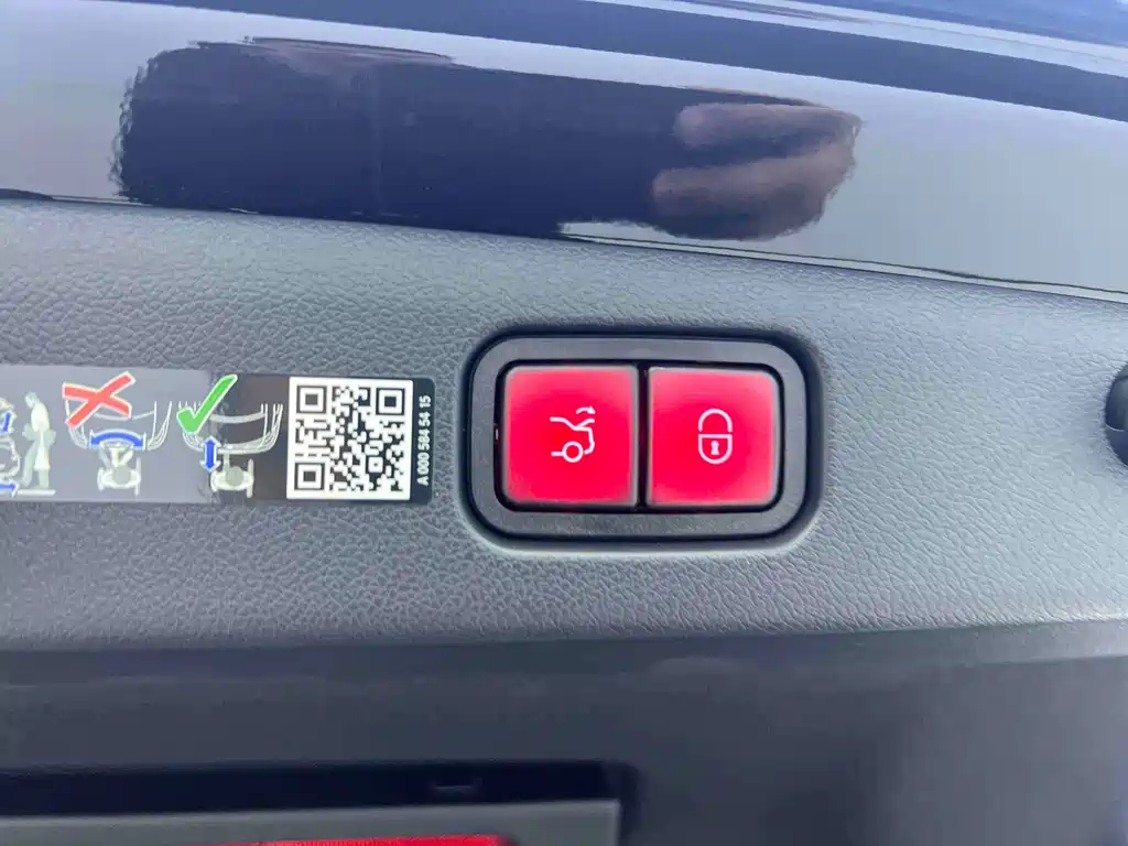 MERCEDES-BENZ E CLASS NEW ENERGY