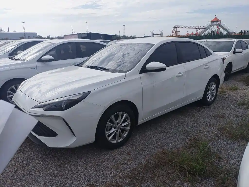 Roewe i5 — миниатюра 13