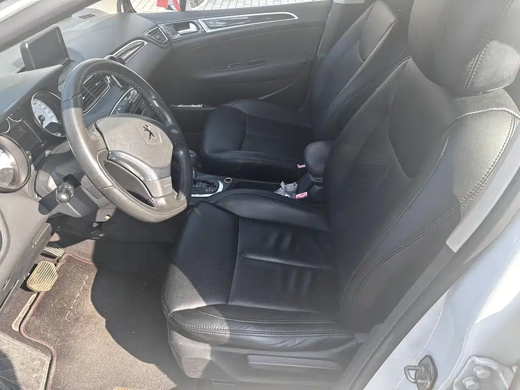 Peugeot 308 2014 1.6L AT