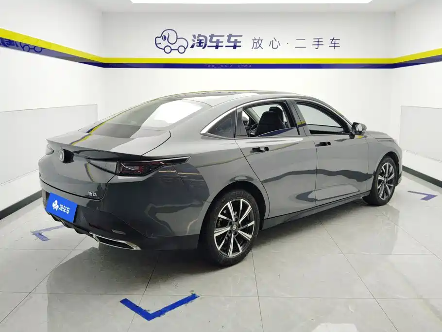 Changan Eado — миниатюра 3